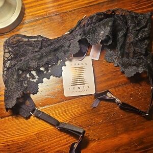 NWT Savage X Fenty Midnight Lace Garter Belt